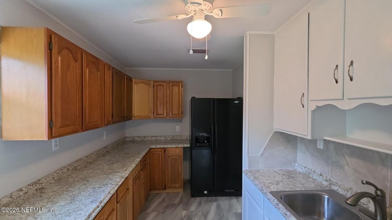 5441 Gable Ln - Photo 4 of 14