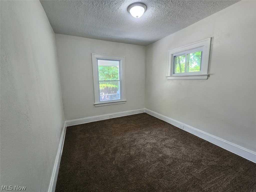 12905 Watterson Ave - Photo 7 of 12