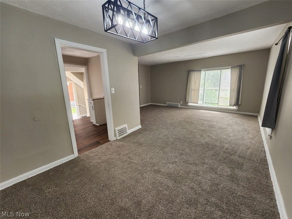 16401 Judson Dr - Photo 5 of 9