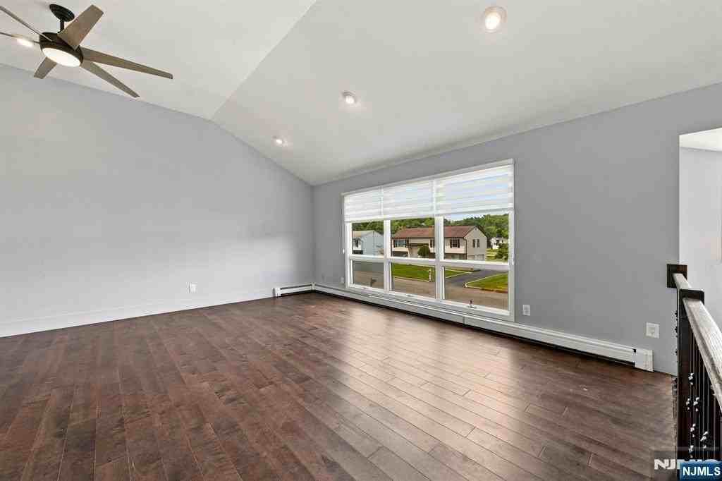 91 Chaffee Cir - Photo 6 of 40
