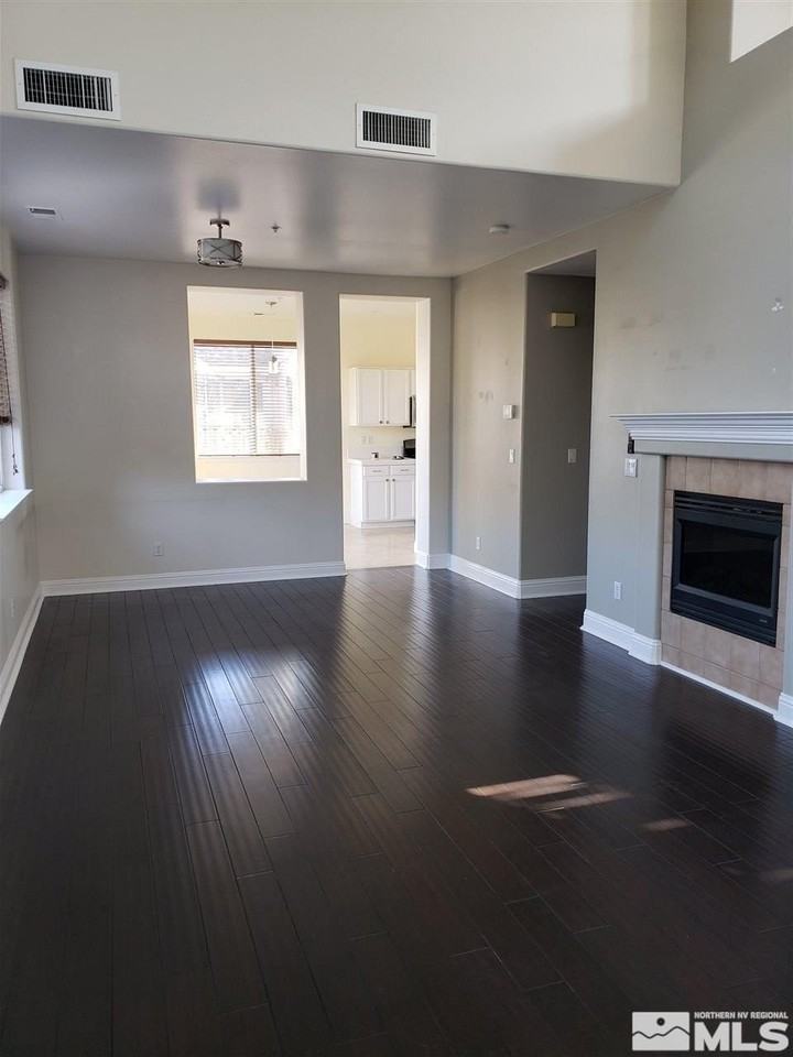 3544 Herons Cir - Photo 3 of 13