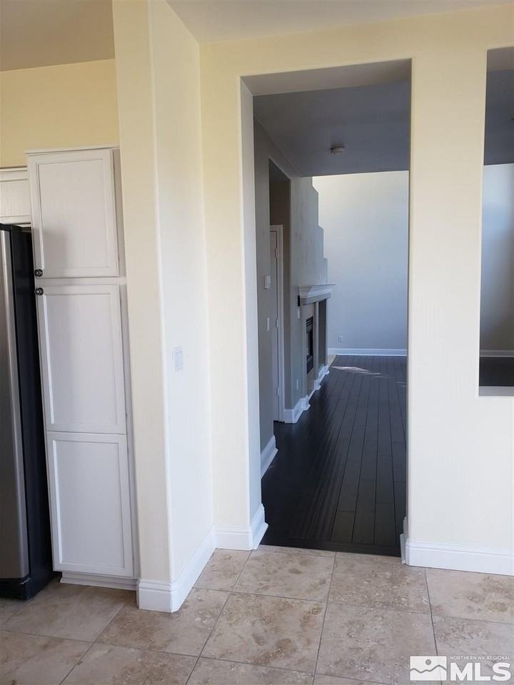 3544 Herons Cir - Photo 7 of 13