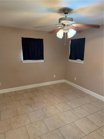 5661B Woodlawn Pl - Photo 3 of 6