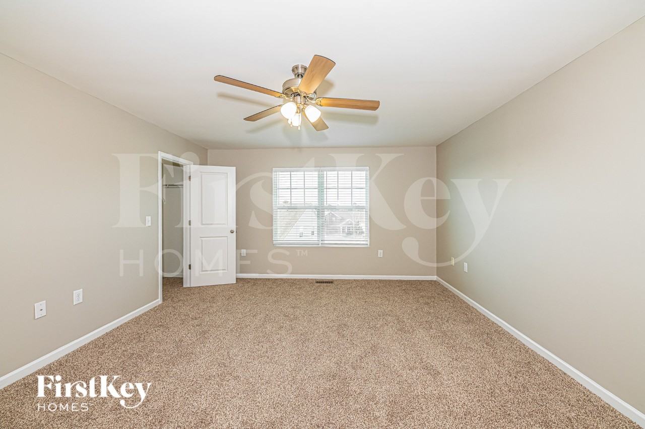 637 Starry Sky Dr - Photo 5 of 19
