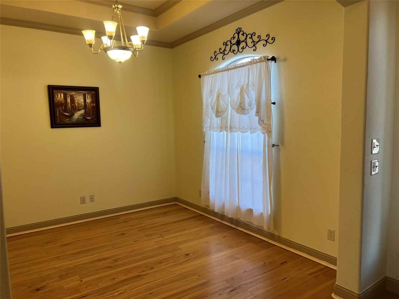 7917 County Road 1005 - Photo 6 of 33