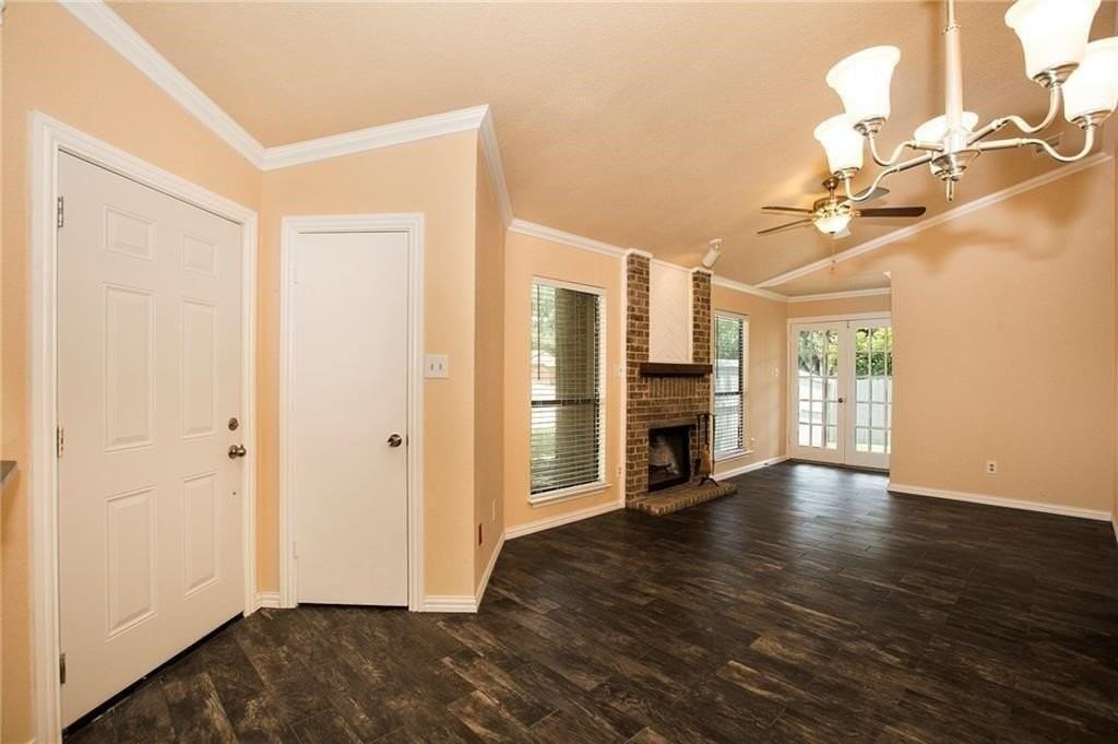 6810 Ports O Call Dr - Photo 5 of 19