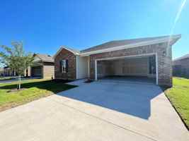featured image of 786 Yorkshire Dr