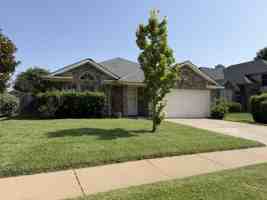 featured image of 1117 Gordon Oaks Dr