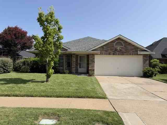 1117 Gordon Oaks Dr - Photo 2 of 19