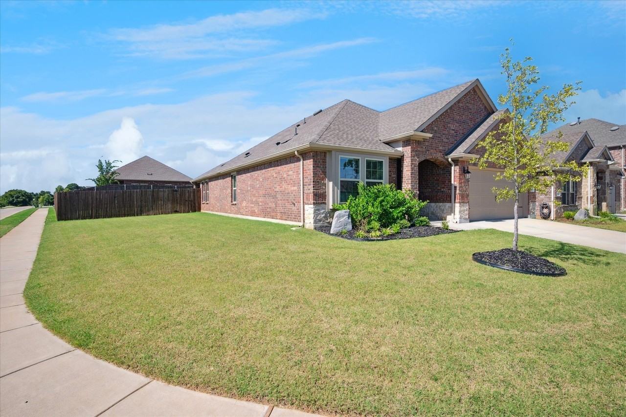 11240 Ponderosa Trl - Photo 2 of 21