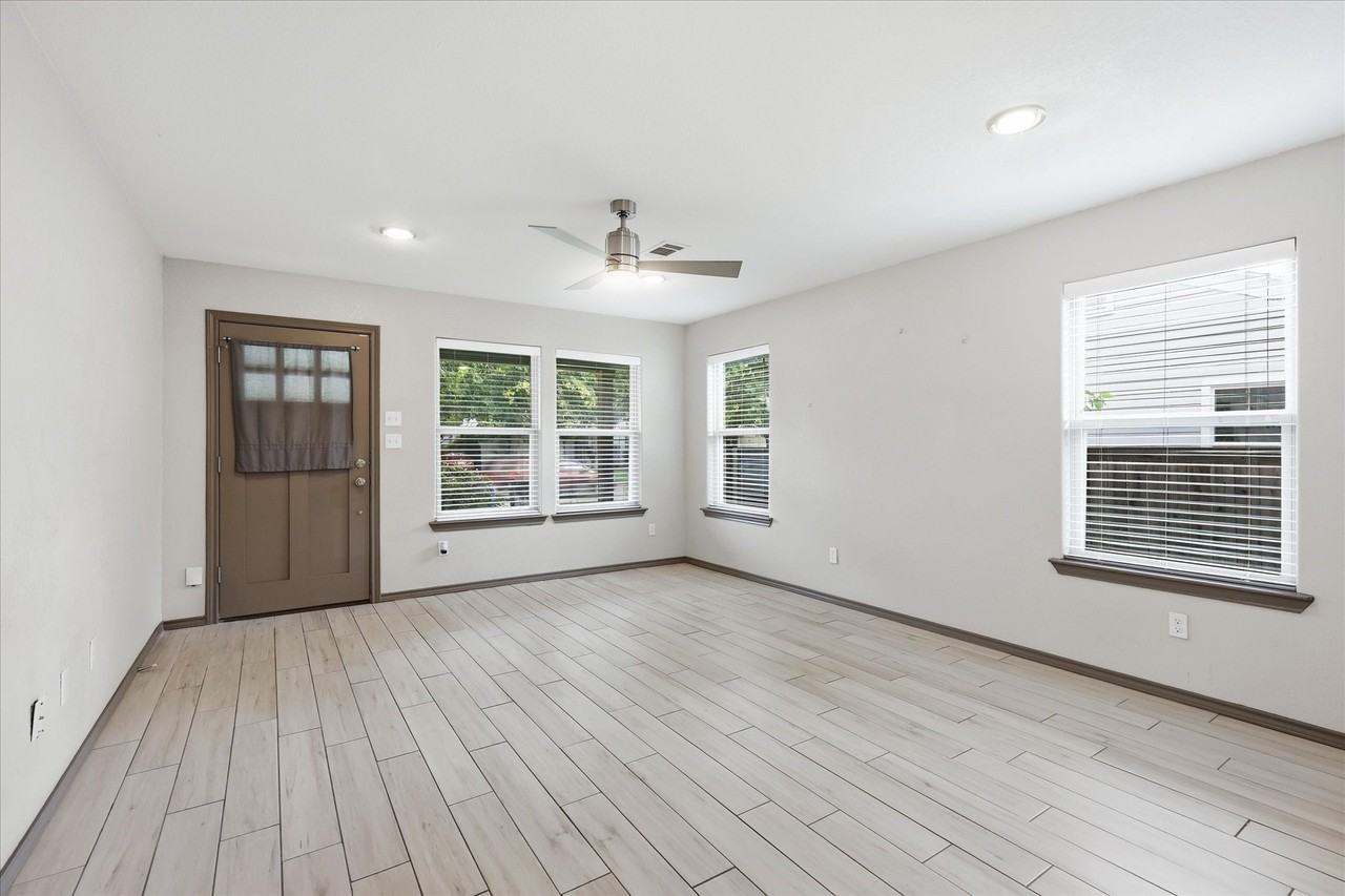 1804 Glenmore Ave - Photo 6 of 34
