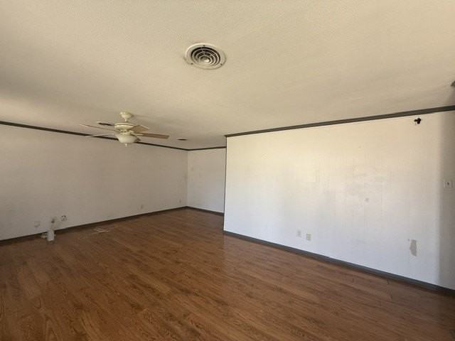 2826 S 39th St - Photo 4 of 13