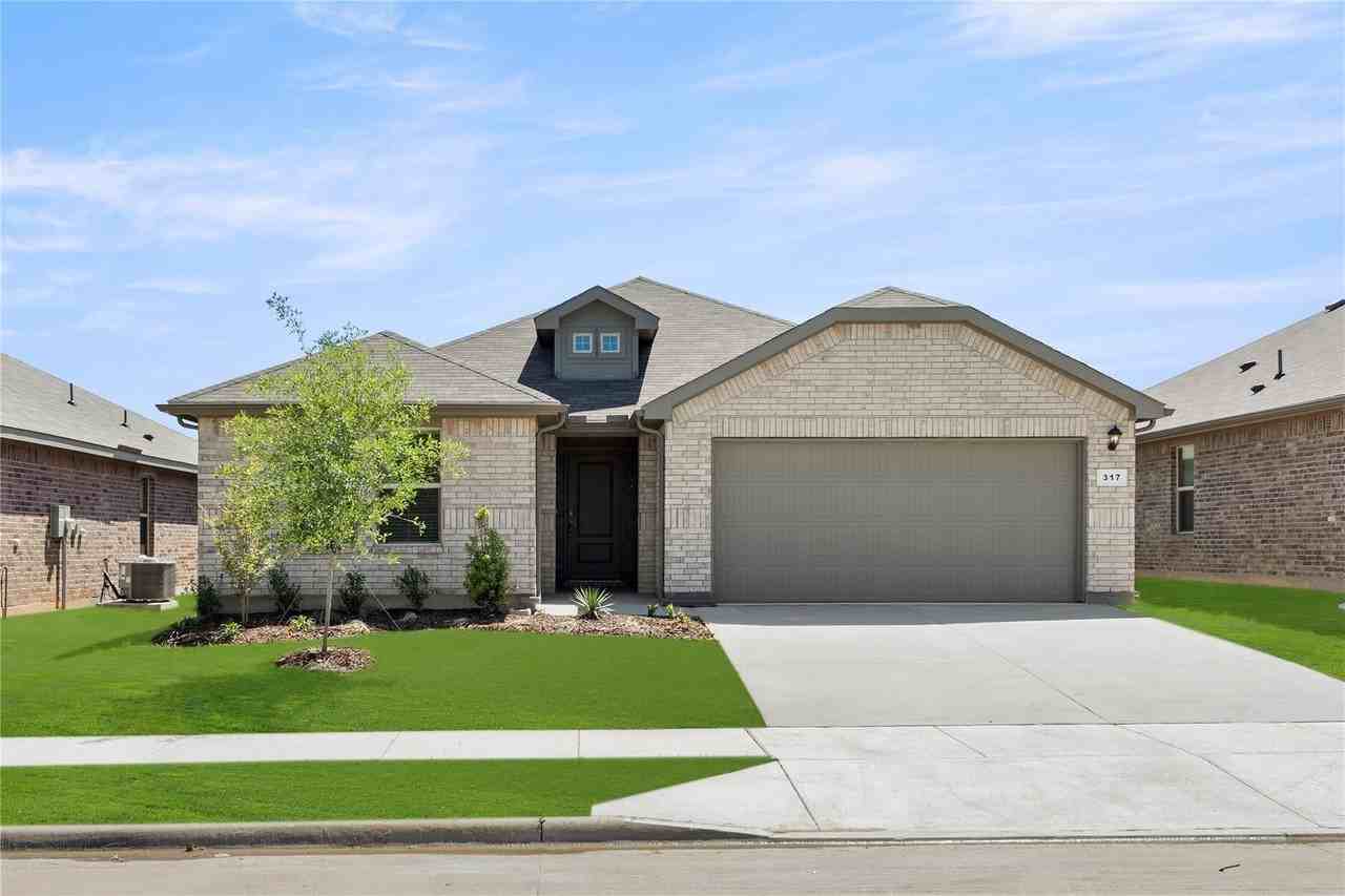 317 Bent Oak Dr - Photo 2 of 29