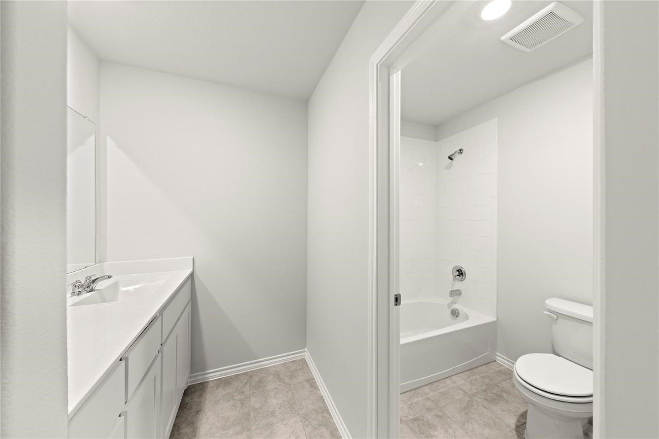 317 Bent Oak Dr - Photo 7 of 29
