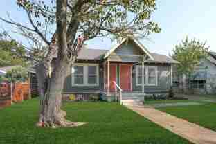 2821 Gladstone Dr - Photo 1 of 1