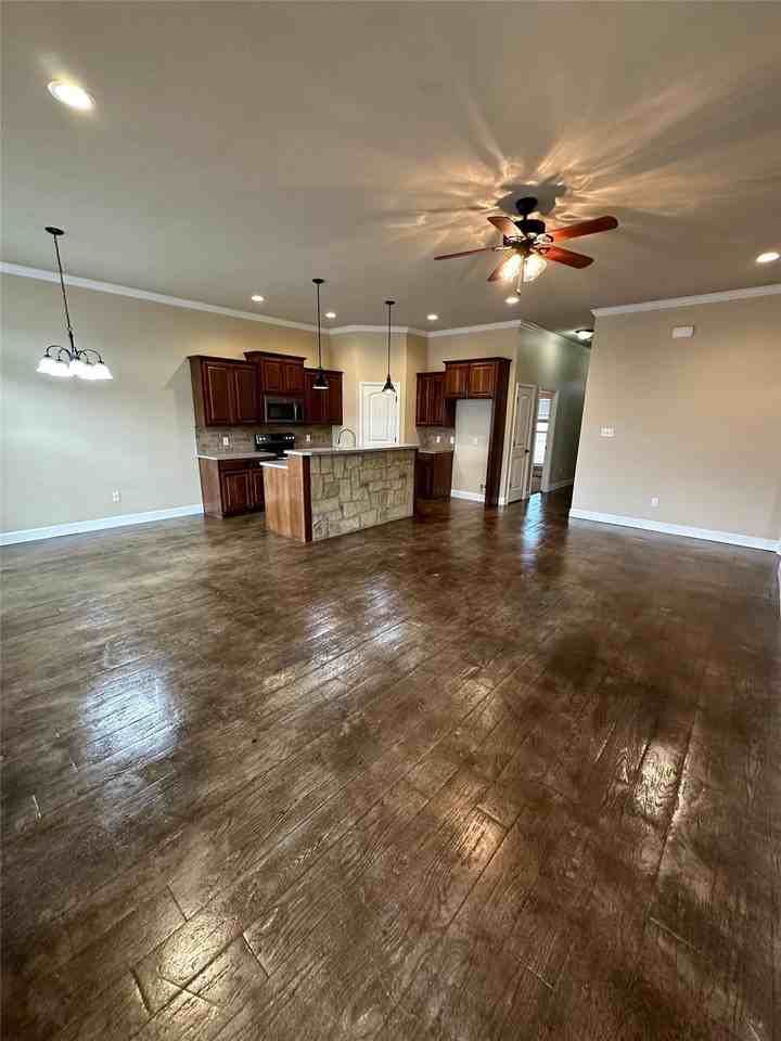 3820 Carrera Ln - Photo 4 of 16
