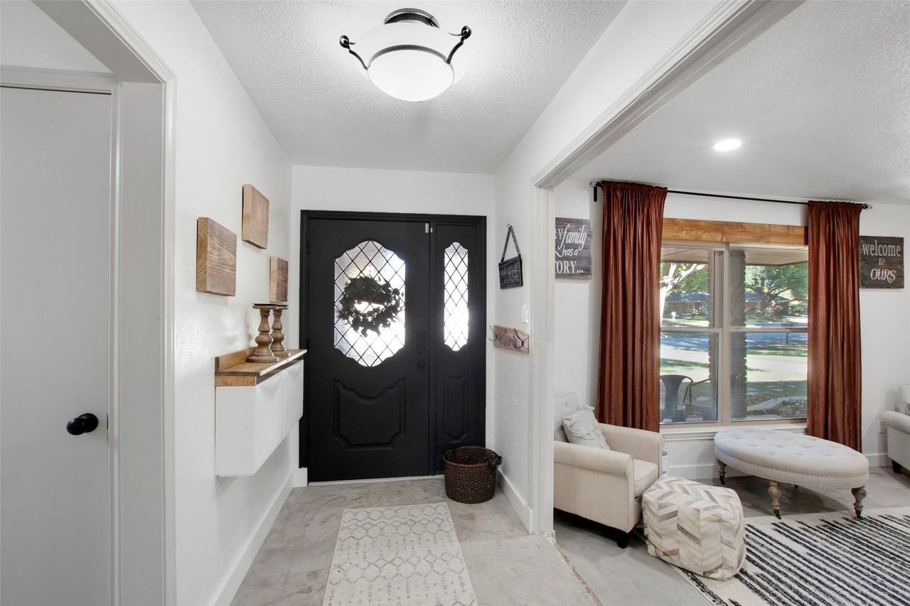 4209 Capilla St - Photo 4 of 40