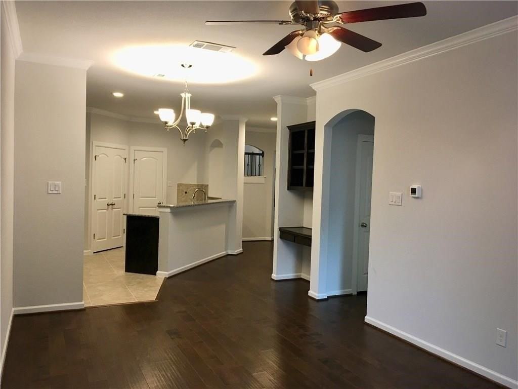 2203 Highland Villa Ln - Photo 3 of 19