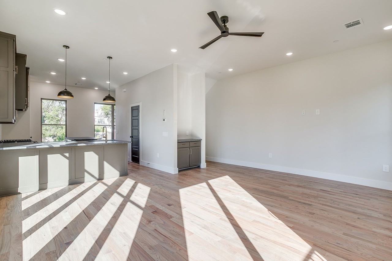 2820 Weisenberger St #110 - Photo 6 of 36