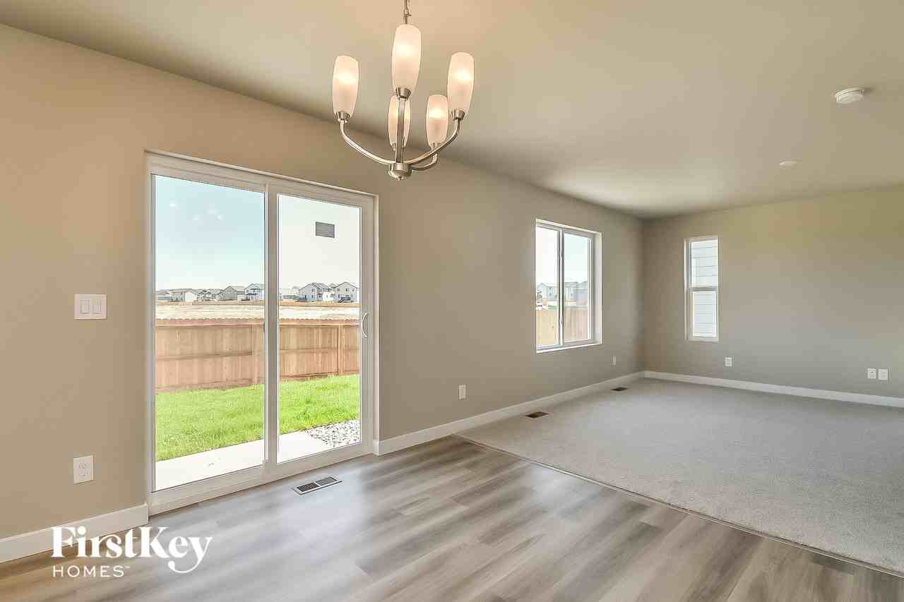 10718 Luneth Dr - Photo 4 of 15
