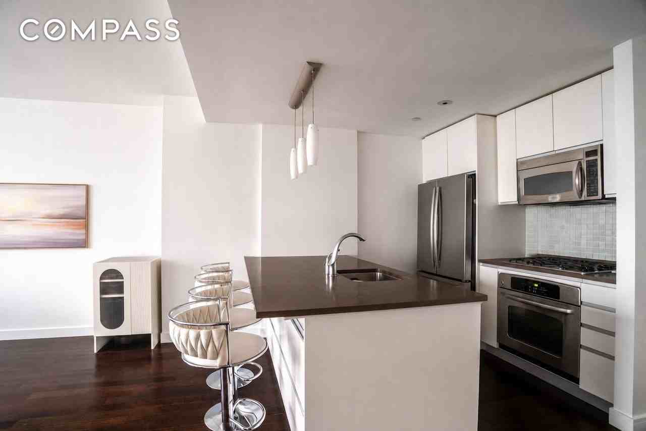 306 Gold St #22G - Photo 6 of 18