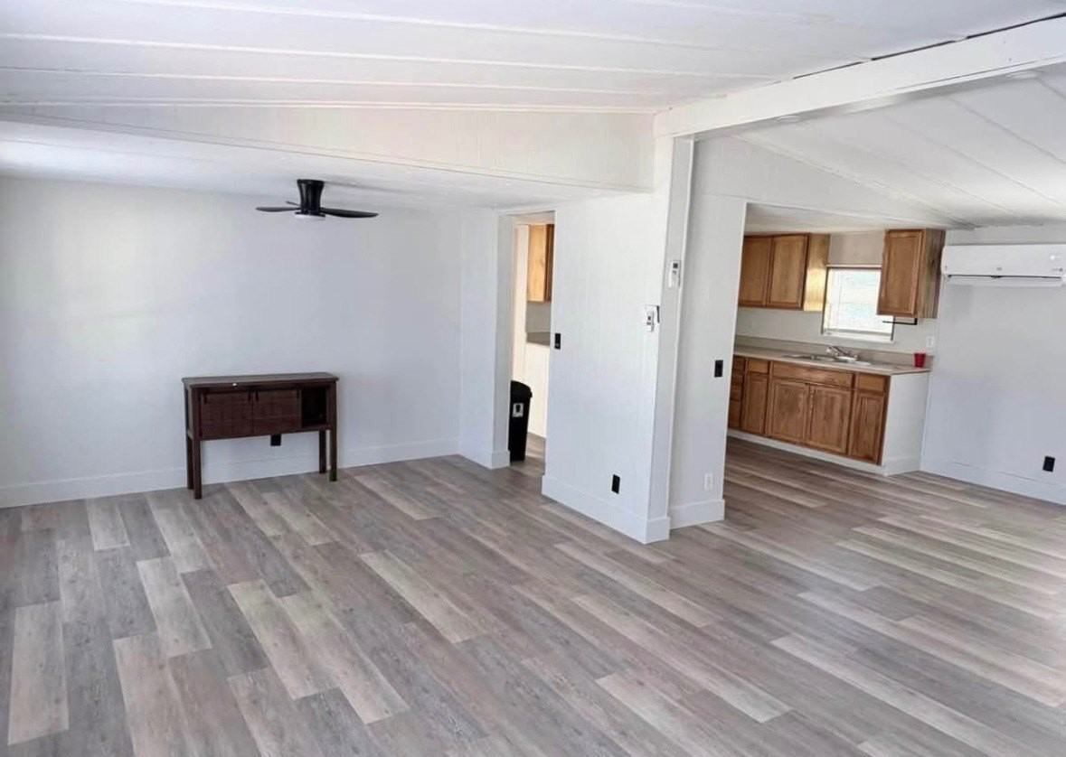 20504 Spanish Ln - Photo 2 of 21