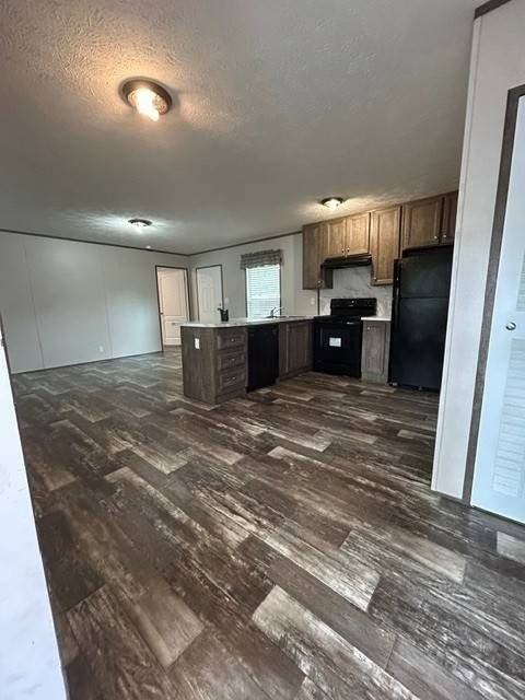 2405 State Road 60 E #55 - Photo 4 of 8