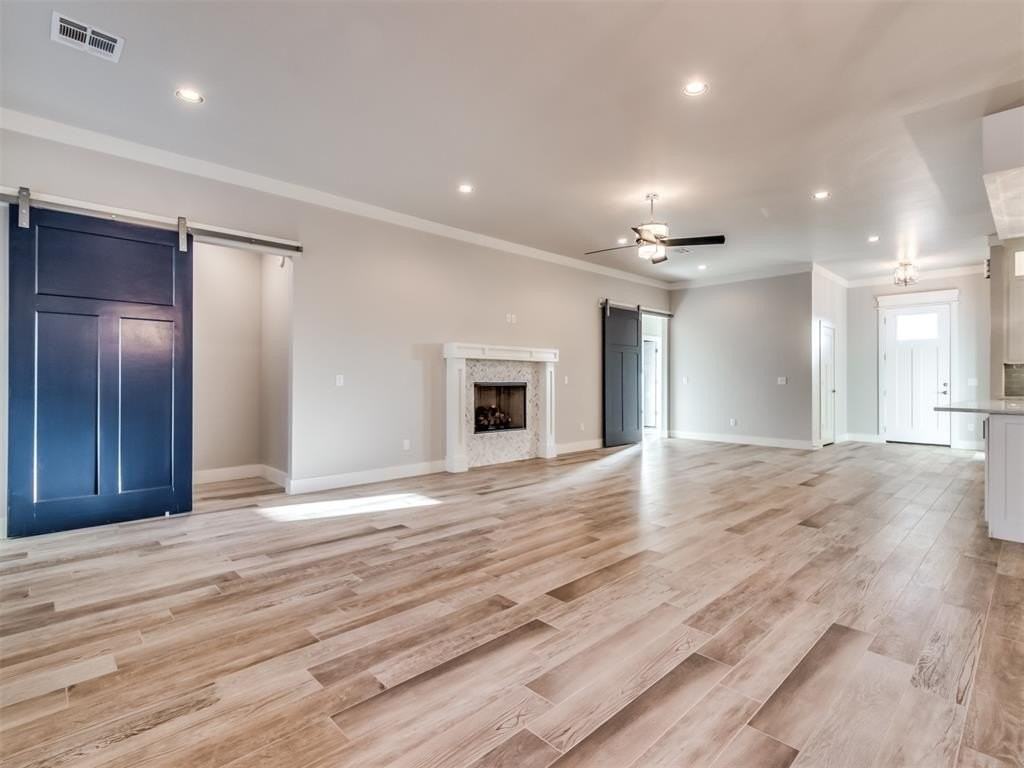 2425 Rumble Ln - Photo 6 of 36