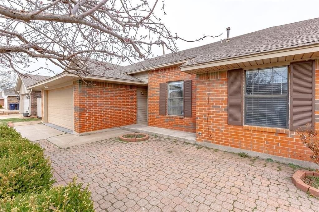 10304 Southridge Ter - Photo 2 of 28
