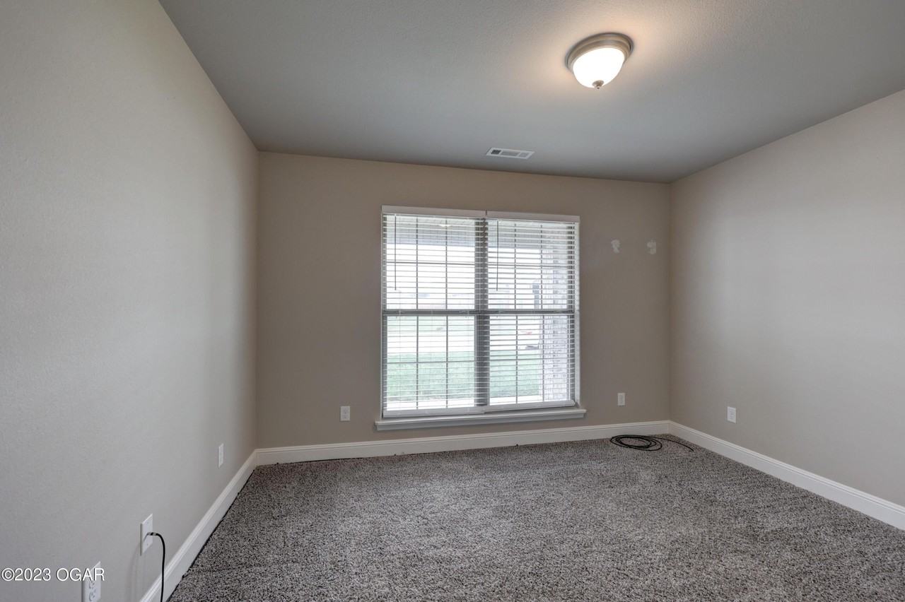 2030 Mardale Cir - Photo 3 of 29