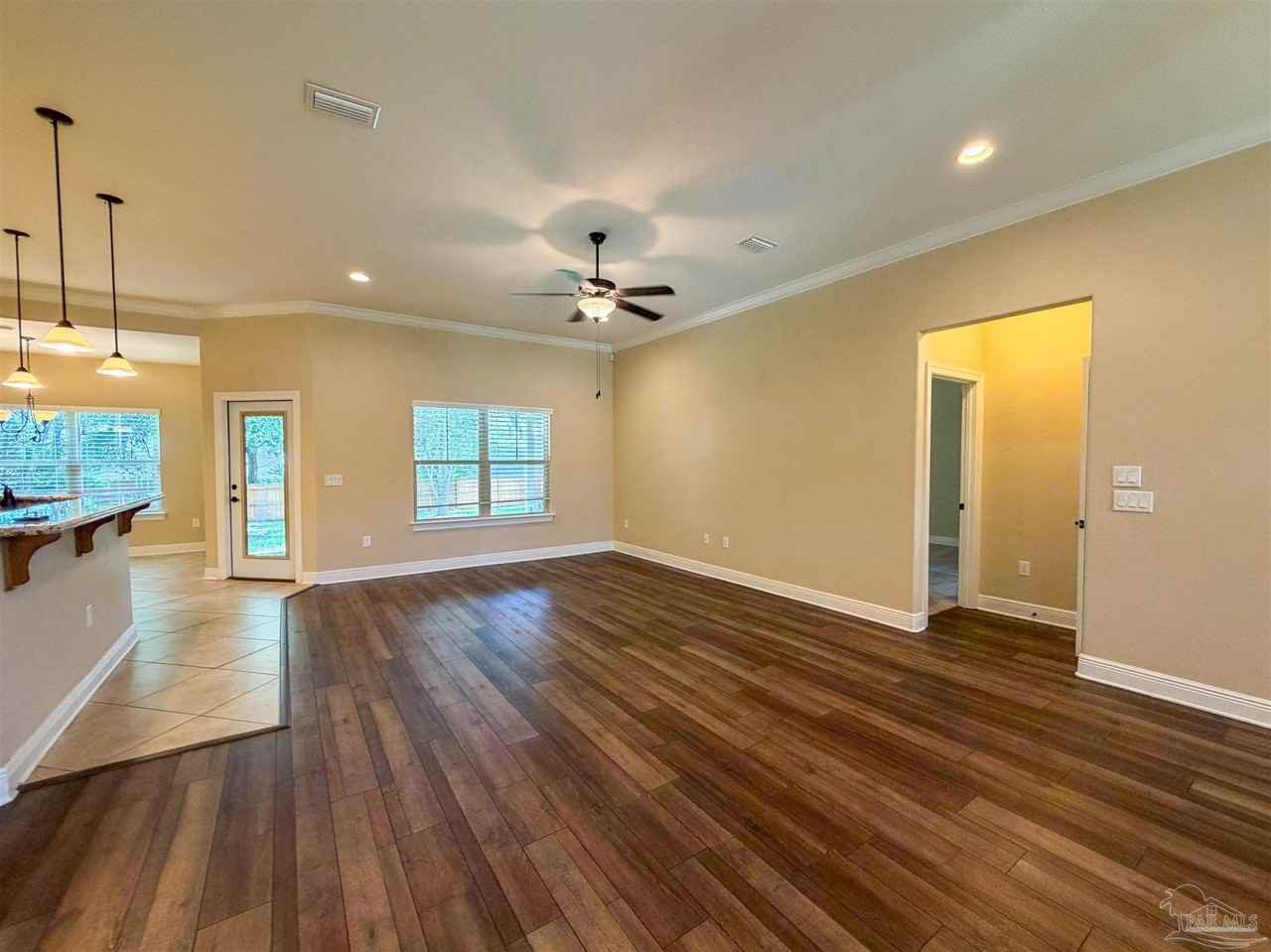 5573 Nate Ln - Photo 7 of 37