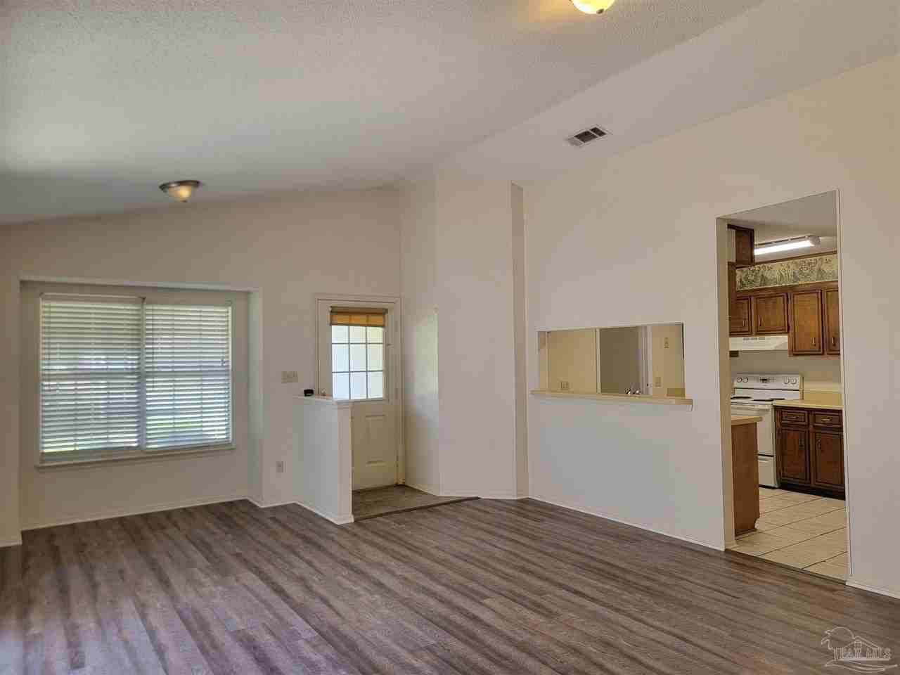 8146 Treetop Ln - Photo 4 of 11