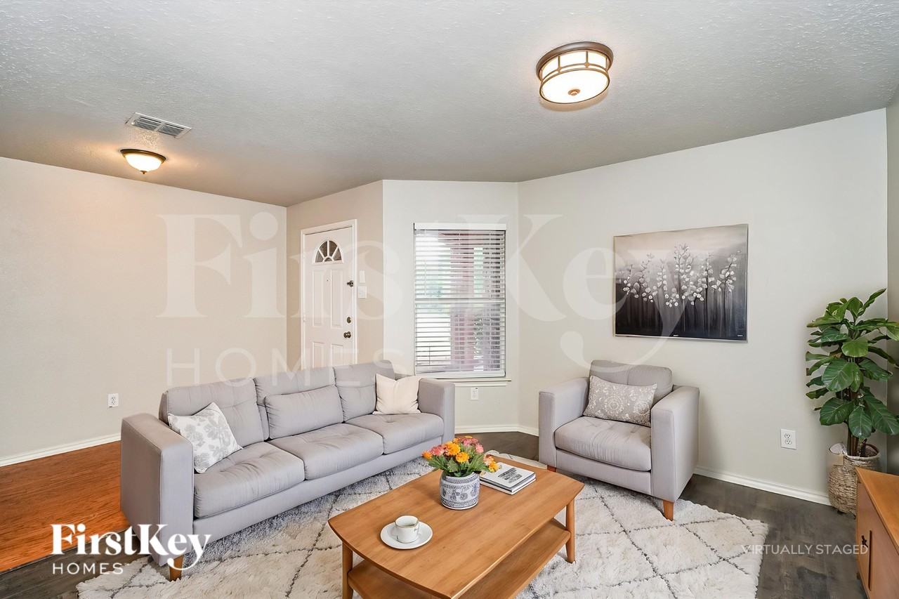 5293 Chessie Cir - Photo 3 of 20