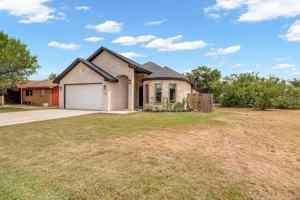 featured image of 2403 Alamesa Dr