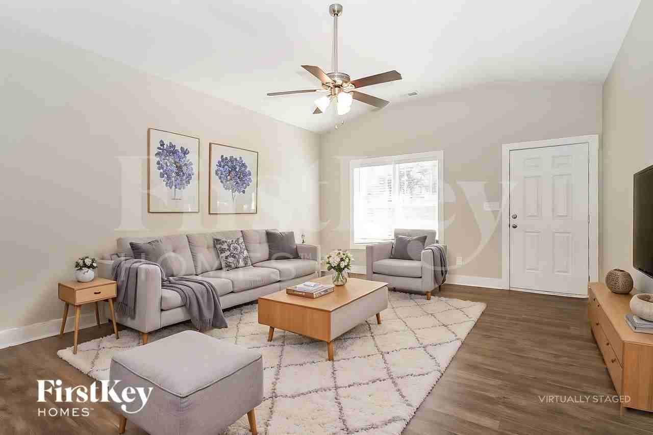 4727 Holders Rd - Photo 5 of 18
