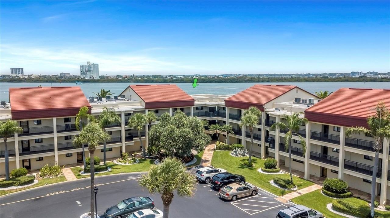 868 Bayway Blvd #312 - Photo 4 of 31