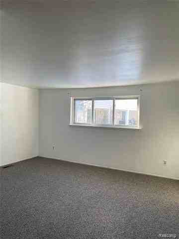 13958 Champagne Dr - Photo 7 of 23