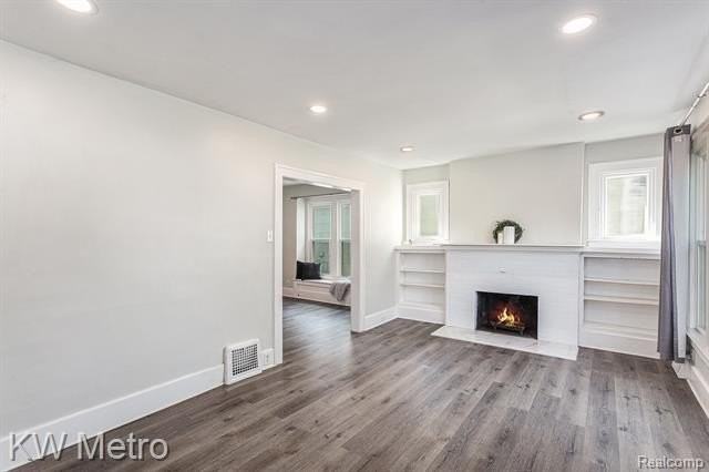 202 N Washington Ave - Photo 3 of 24