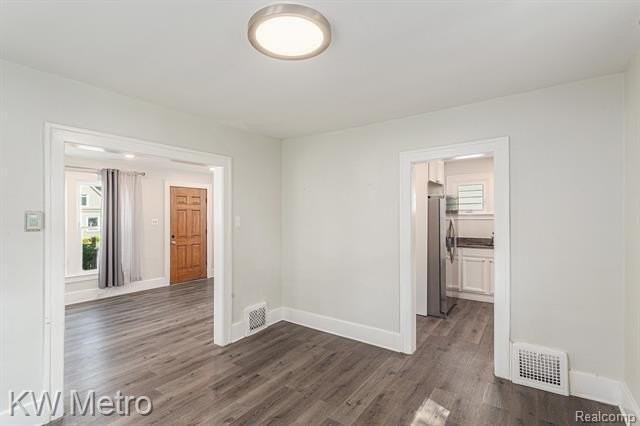 202 N Washington Ave - Photo 5 of 24