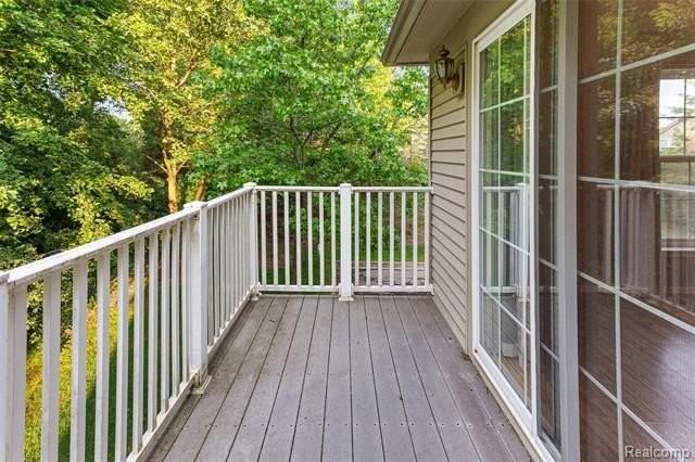 4041 Berkeley Ave - Photo 4 of 23