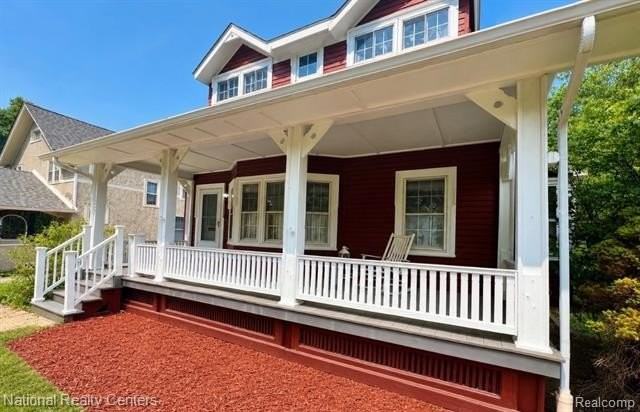 229 Linden St - Photo 2 of 27