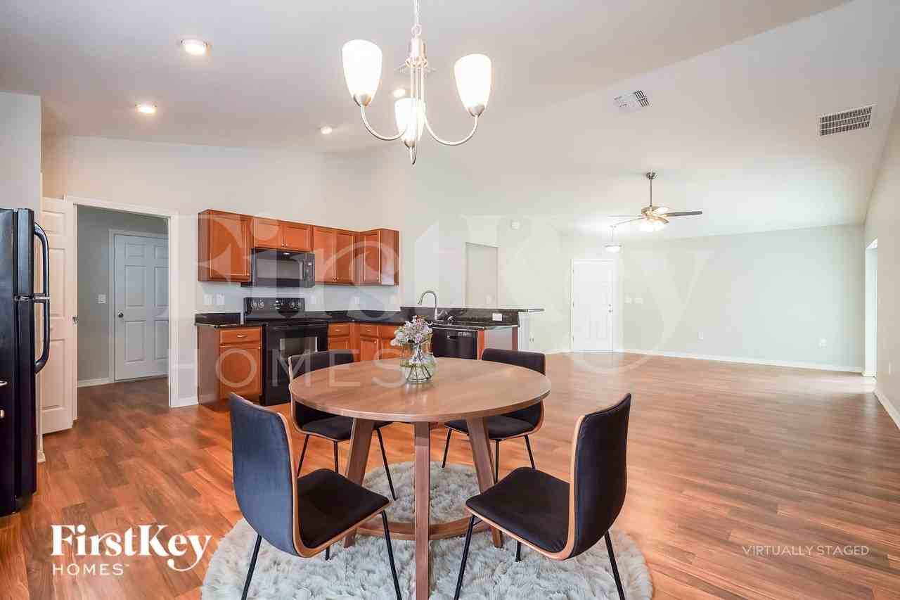 881 Greenshank Dr - Photo 7 of 19