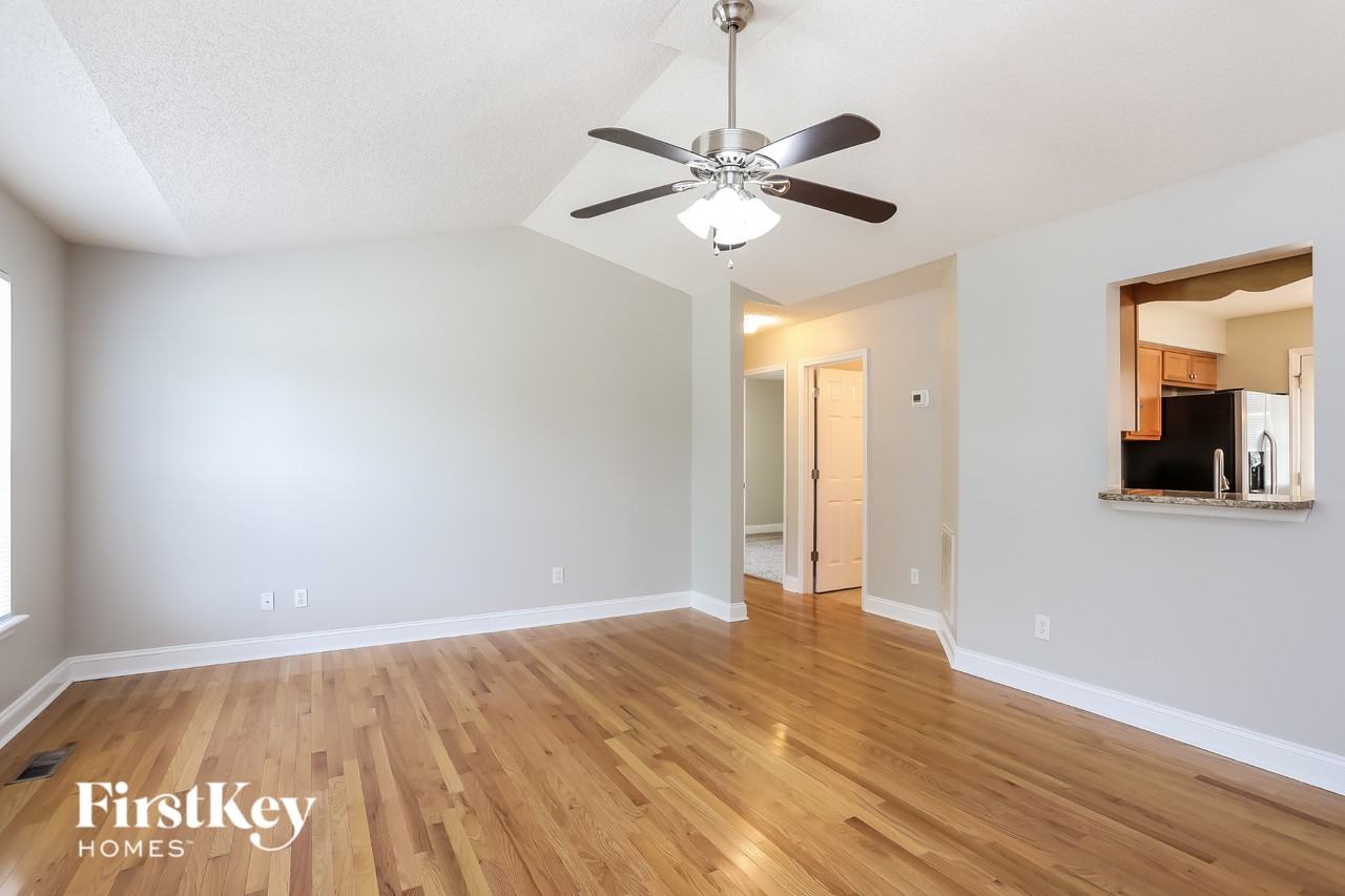 3508 Sidneys Way - Photo 3 of 15