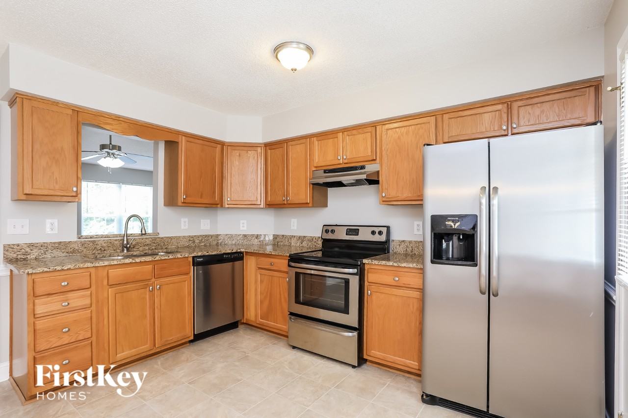 3508 Sidneys Way - Photo 7 of 15