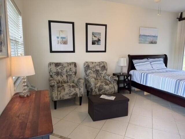 8906 Sandshot Ct #B - Photo 3 of 32