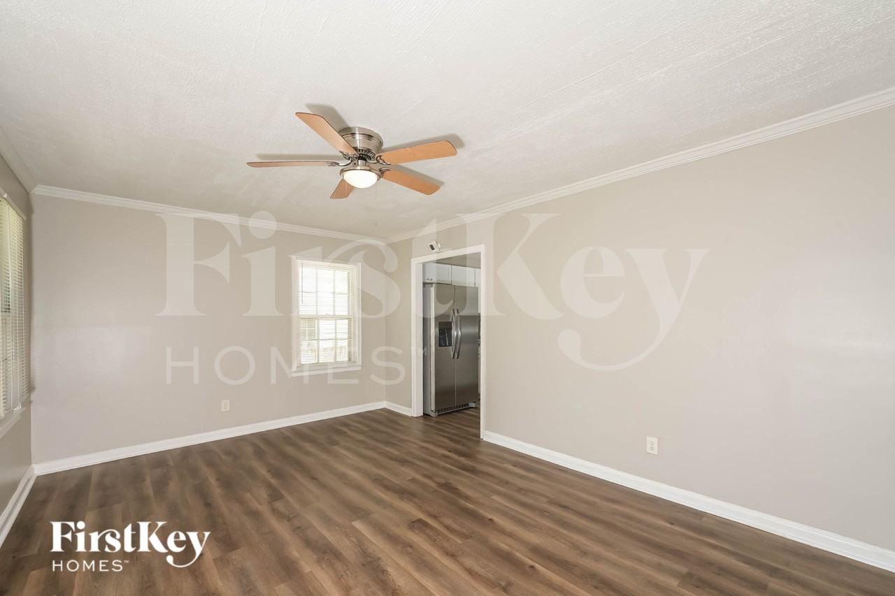 2668 Hood Ave Nw - Photo 2 of 19