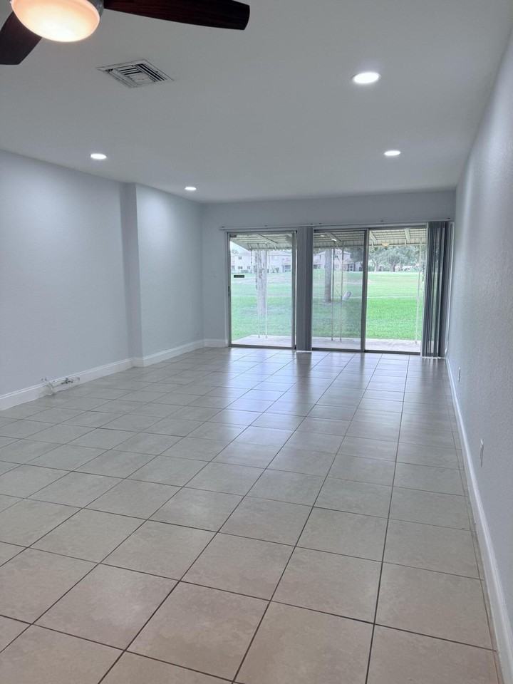 9640 Nw 65th St #D10 - Photo 7 of 24