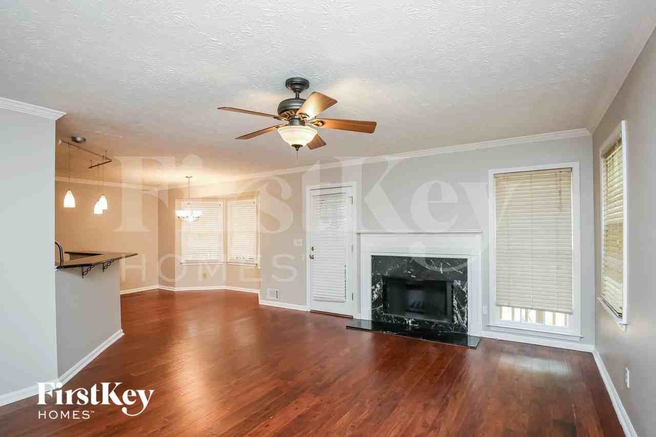 100 Timber Springs Way - Photo 2 of 15