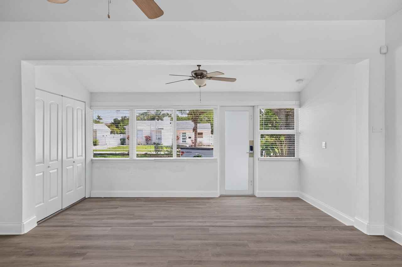 423 Sw 11th Ct #A - Photo 5 of 20