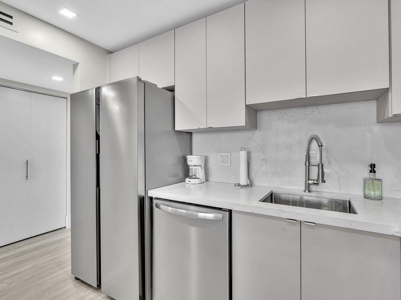 1421 S Ocean Blvd #503 - Photo 7 of 50